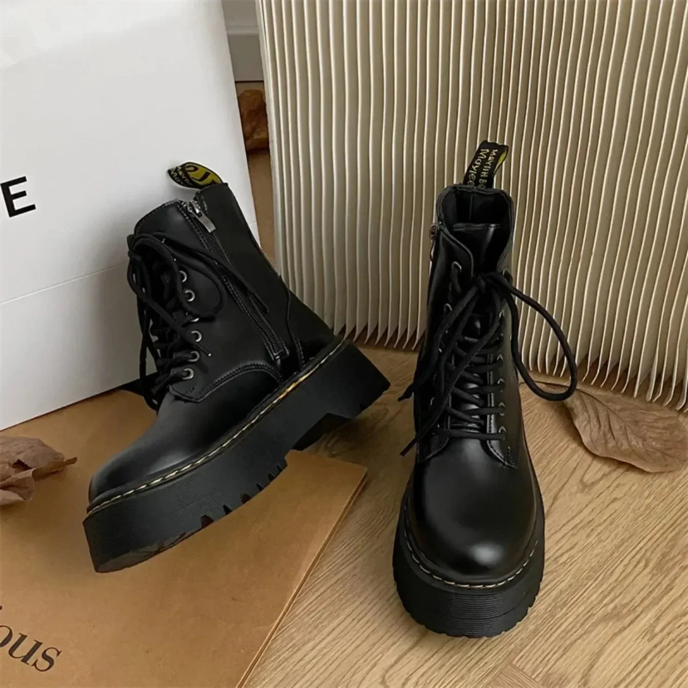 Women's high-top
