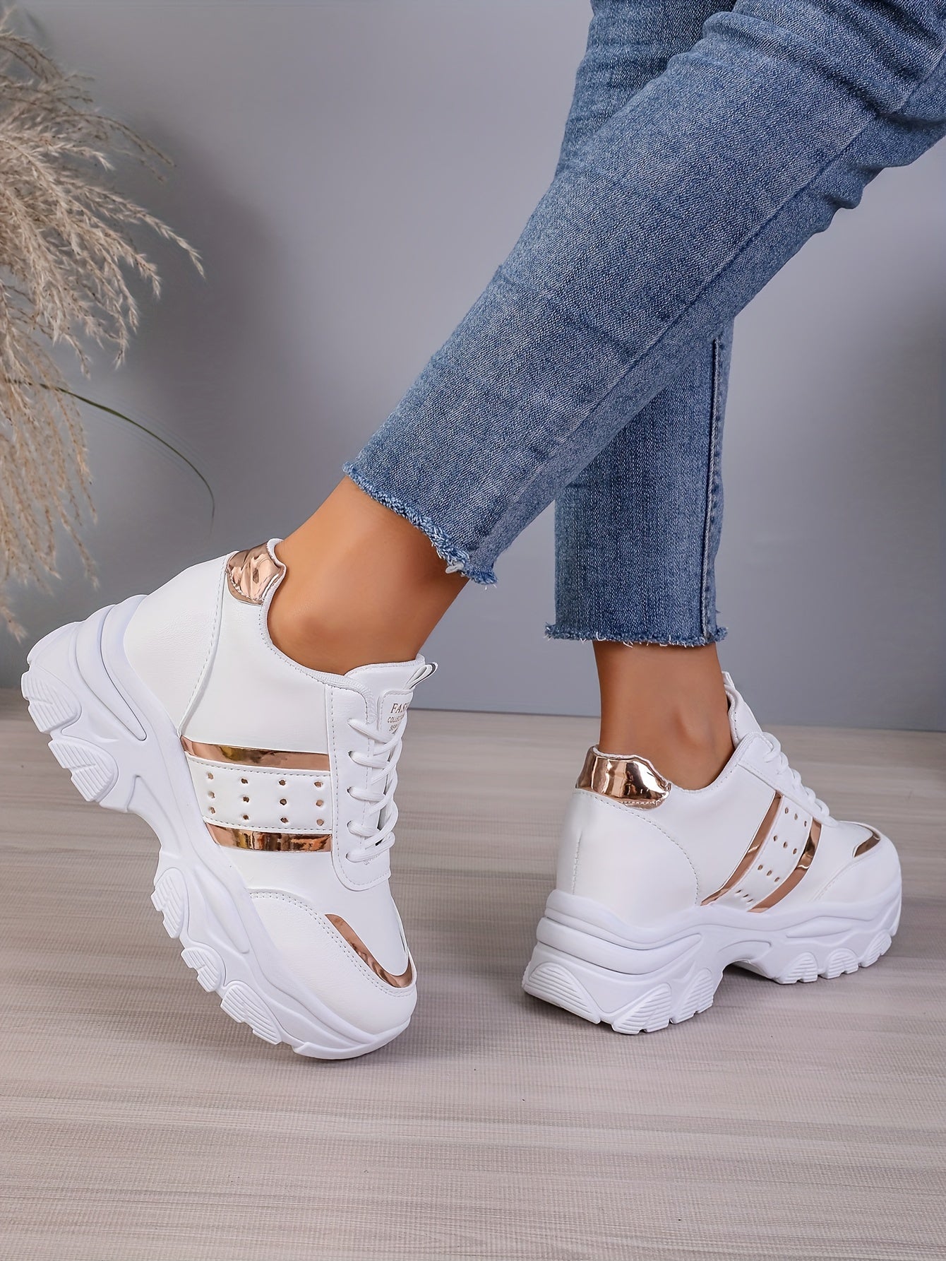 [8cm Height Boost Platform Sneakers] Elevate Your Style With These Fashionable White And Golden Platform Sneakers For Women In Large Size (42). These Shoes Are Trendy And Versatile, Adding 8cm To Your Height With A Dad Shoe D