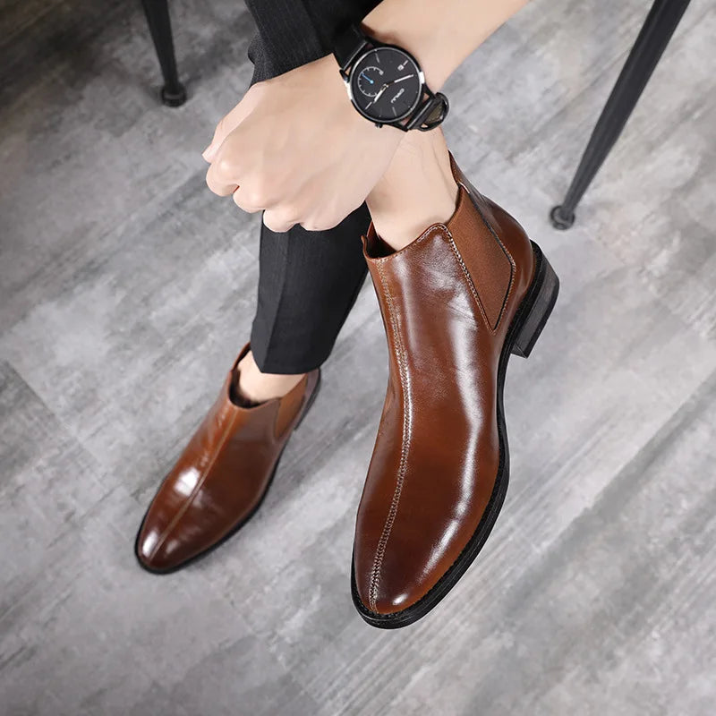 High Quality Retro Fashion Pure Color Male Chelsea Boots Shoes Brown Leather Boots for Men