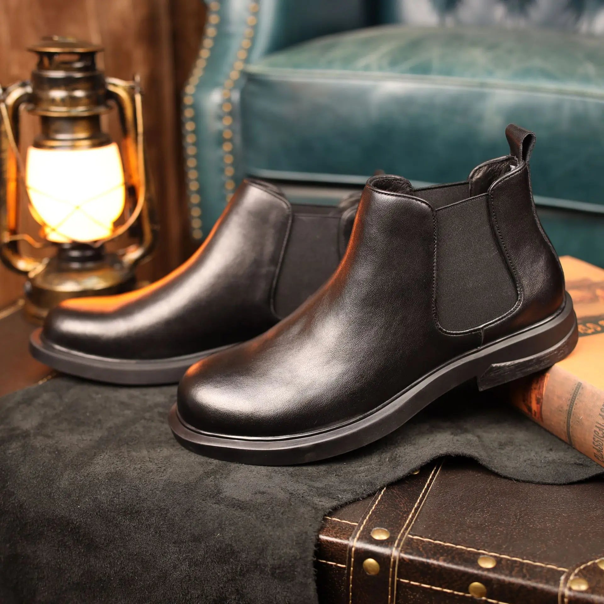 Men's Chelsea Boots Leather Winter Plus Velvet Black Leather Shoes tide  Boots