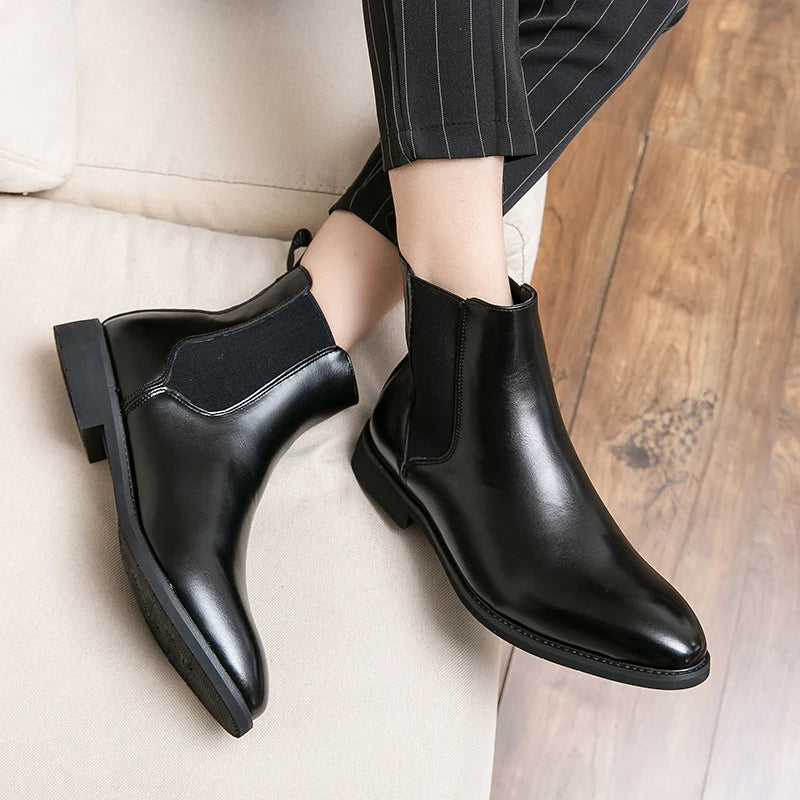 Designer Brand Men's High Top Ankle Boots Winter Plush Men's Leather Casual Shoes Interview Commuter Banquet Dress Boots