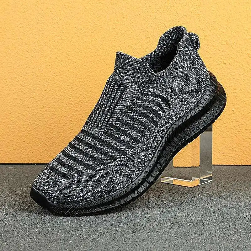 Men's Shoes comfortable Light Sneakers Man Mesh Breathable Walking shoes Casual Loafers Shoes Plus Size 49 Zapatillas de deporte