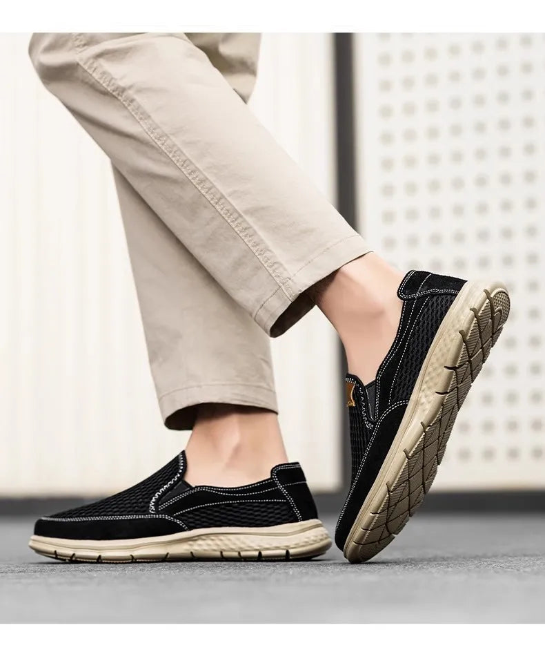 A slip-on loafers, suitable for men's summer breathable casual shoes, light walking shoes, better quality