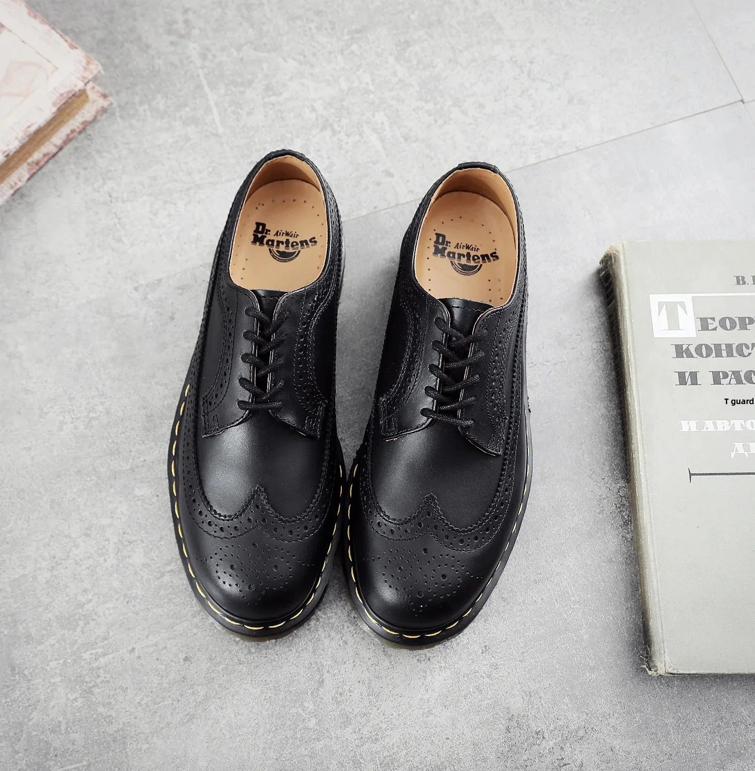 Hot Selling Men Casual Shoes High-quality Classic Business Formal Shoes Wedding Party Office Leather Shoes Big Sizes 35-46