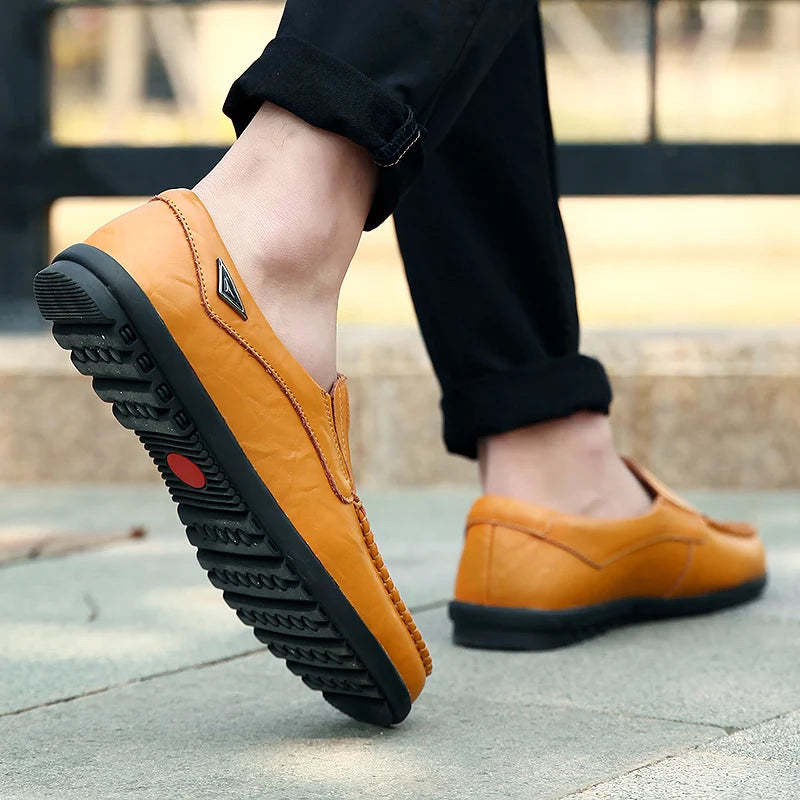 New large size men's leather shoes 100% cowhide fashion thick sole leisure sports business casual shoes men sneakers bean shoes