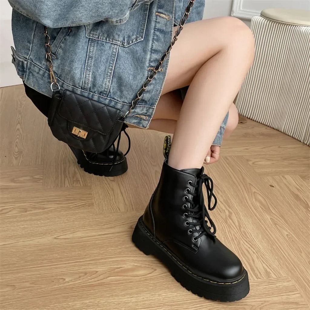 New Women Motorcycle Boots Casual Shoes Woman Leather Minimalist Classic Punk Female Goth Shoes Platform Boots Women Botas Mujer