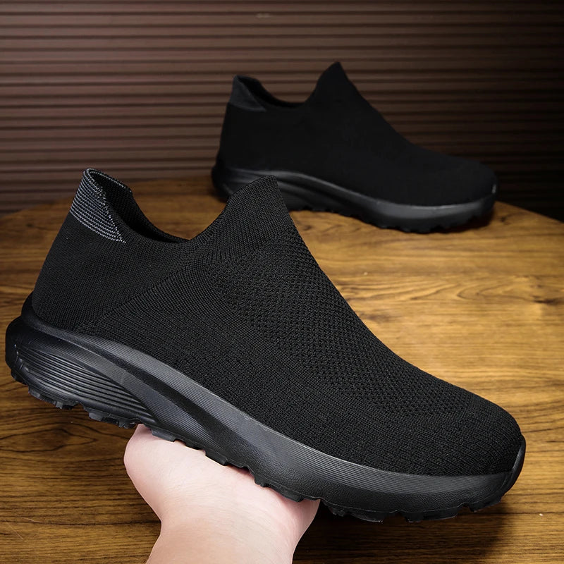 Outdoor Anti Slip Walking Men Shoes Summer Casual Sports Shoes Fashionable and Breathable Tennis Shoes Wide Foot Socks  Sneakers