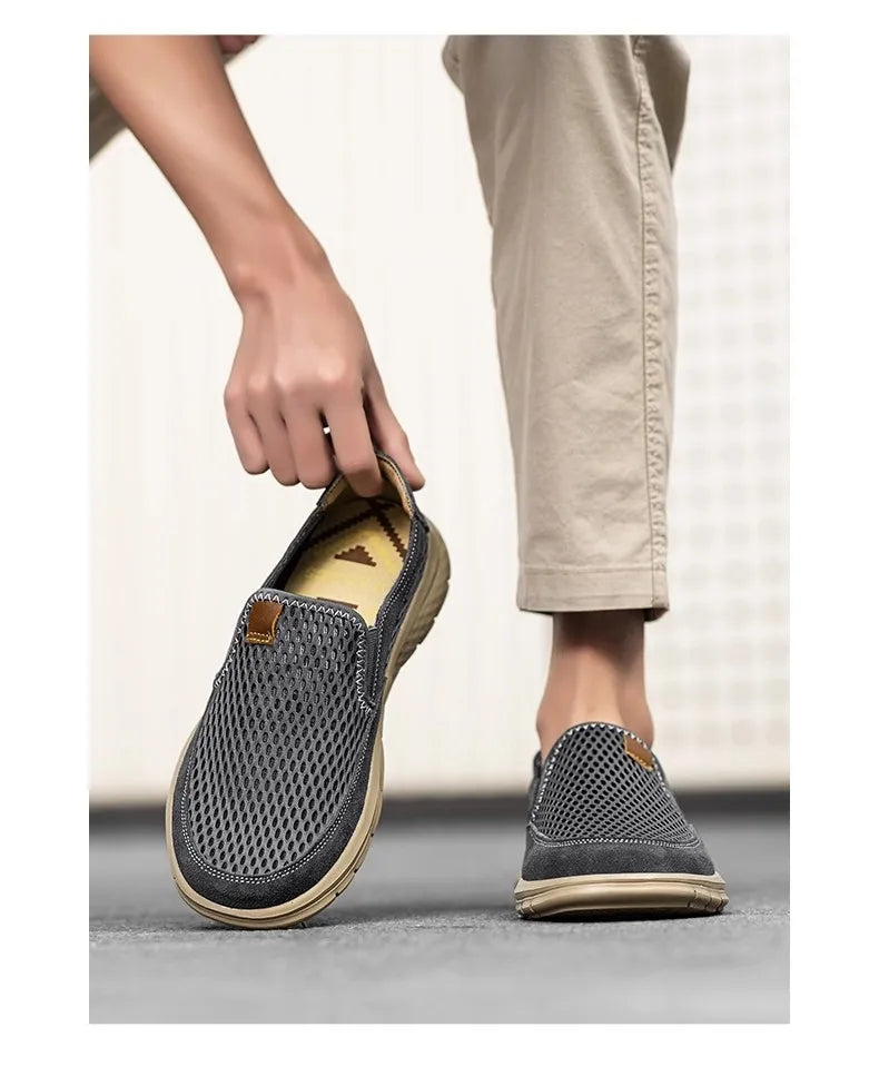 A slip-on loafers, suitable for men's summer breathable casual shoes, light walking shoes, better quality