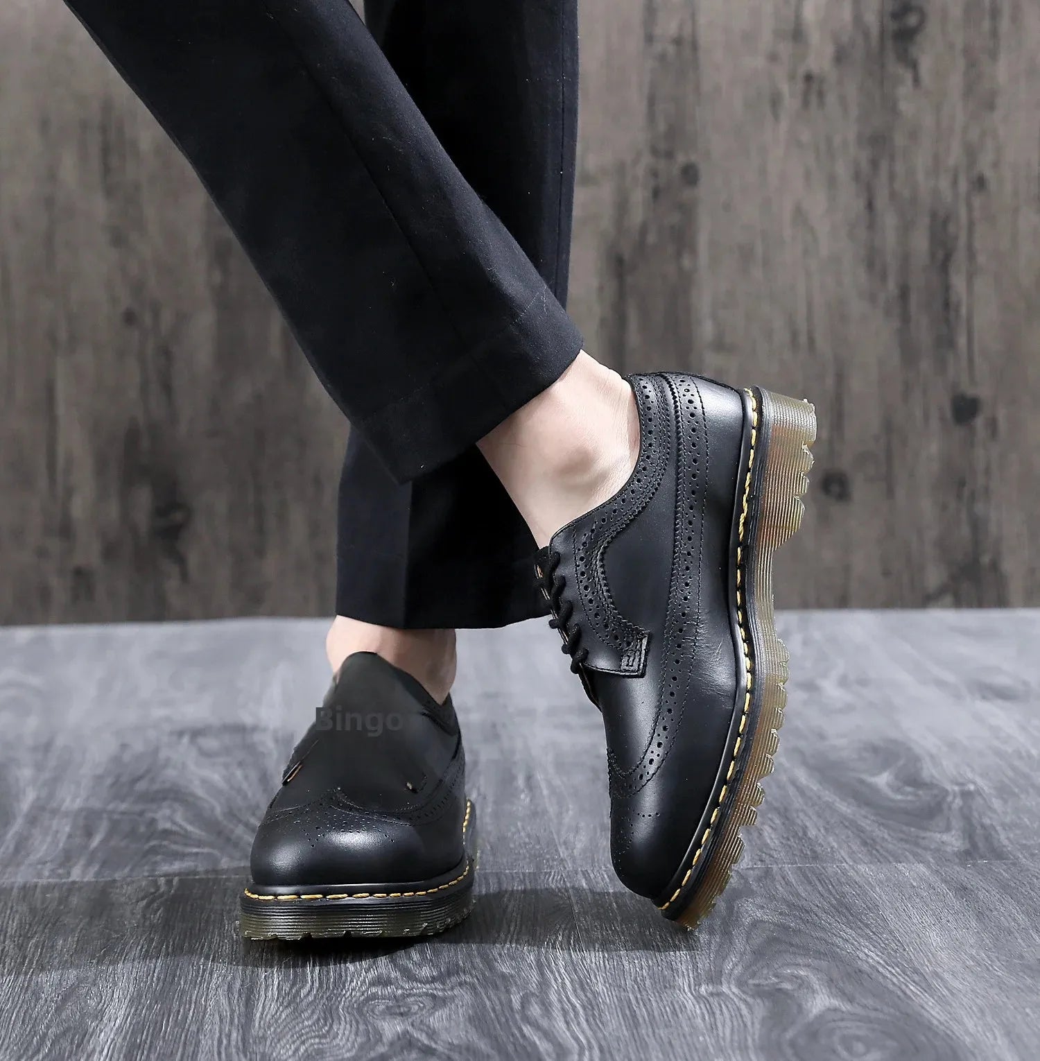 Hot Selling Men Casual Shoes High-quality Classic Business Formal Shoes Wedding Party Office Leather Shoes Big Sizes 35-46