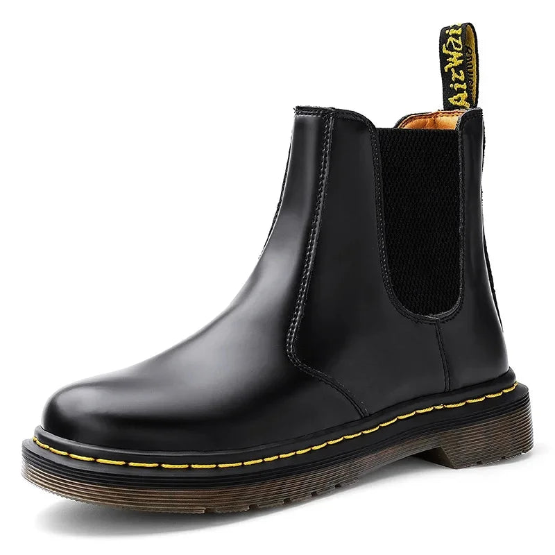Leather Chelsea Boots Unisex round Toe Biker Style Short Boots Couples Matching Flat Bottom Rubber Sole Spring Autumn Wear