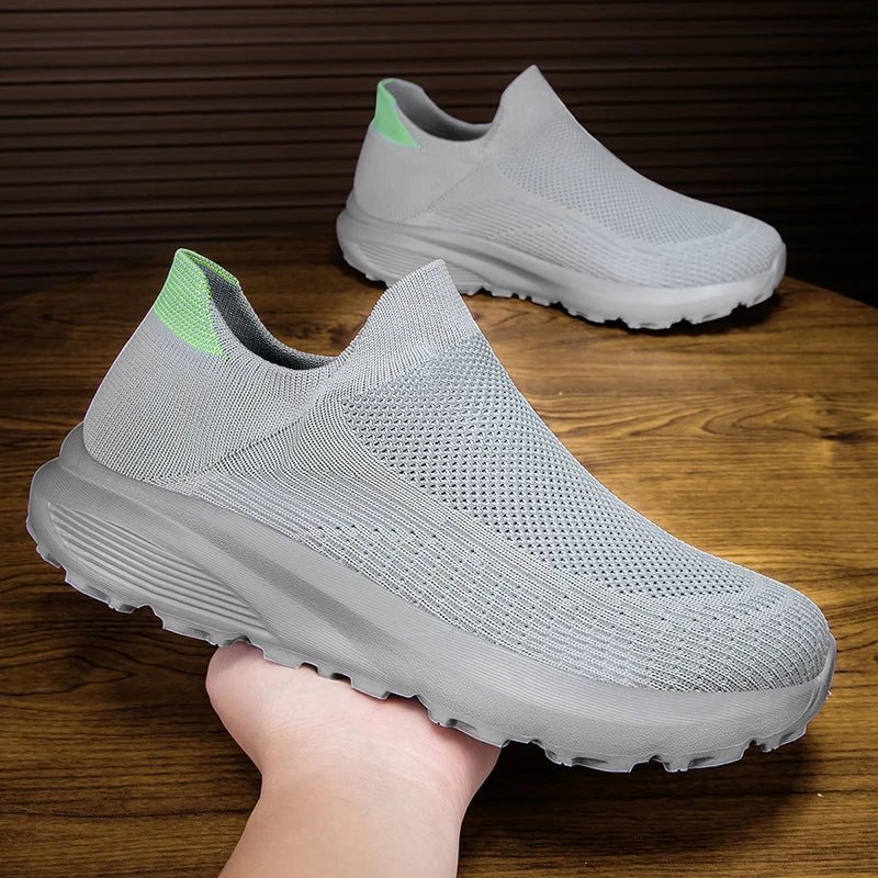 Outdoor Anti Slip Walking Men Shoes Summer Casual Sports Shoes Fashionable and Breathable Tennis Shoes Wide Foot Socks  Sneakers