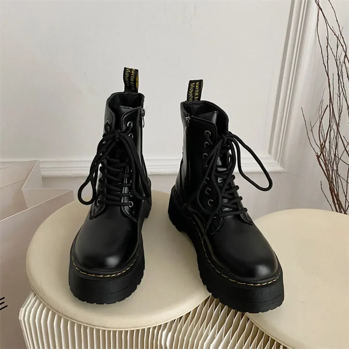 New Women Motorcycle Boots Casual Shoes Woman Leather Minimalist Classic Punk Female Goth Shoes Platform Boots Women Botas Mujer