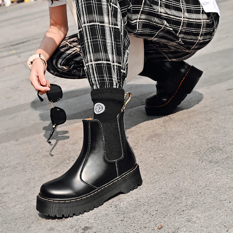Women Retro Leather Chelsea High-Top Boots