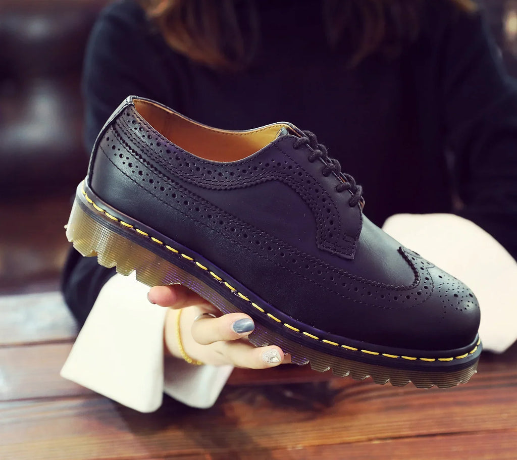 Hot Selling Men Casual Shoes High-quality Classic Business Formal Shoes Wedding Party Office Leather Shoes Big Sizes 35-46